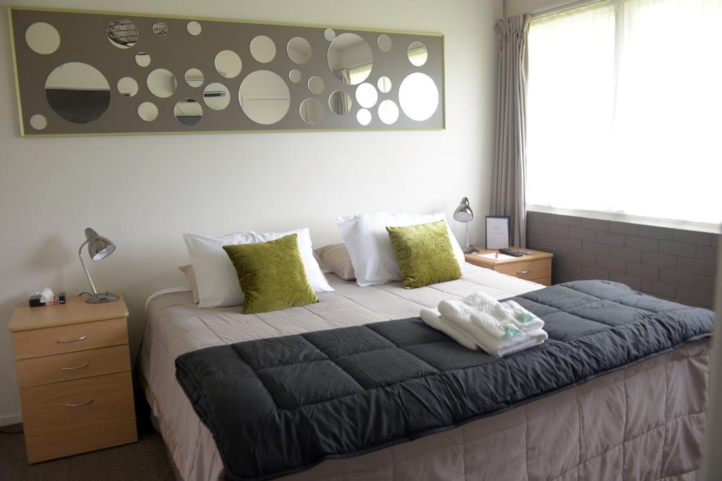Gasthaus Lavalla Estate Tuakau Zimmer foto